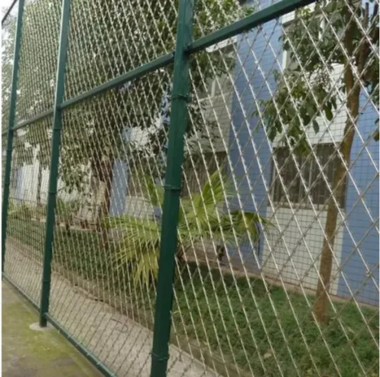 Concertina 150X150mm Square Diamond Hole Razor Wire Welded Mesh Fence